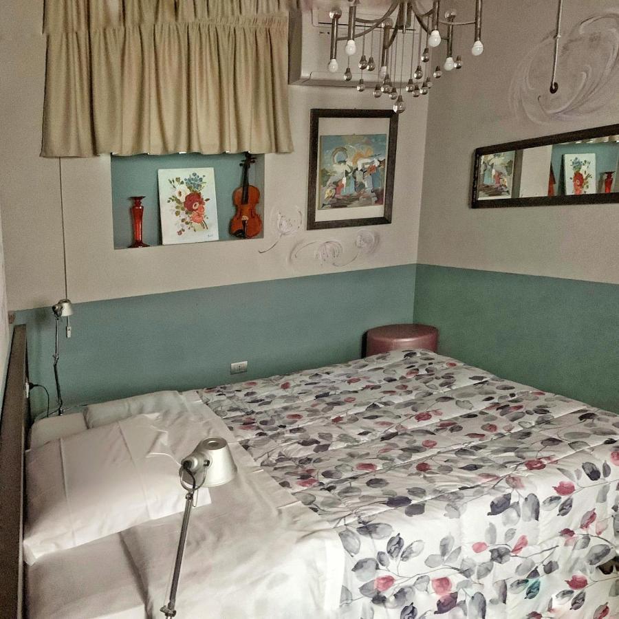 Cortiletto D'Alba Camere Con Ristorante Bagian luar foto