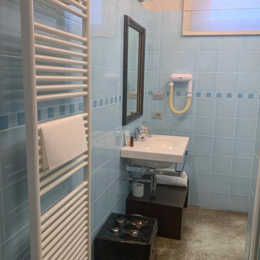 Cortiletto D'Alba Camere Con Ristorante Bagian luar foto