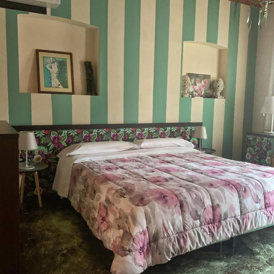 Cortiletto D'Alba Camere Con Ristorante Bagian luar foto